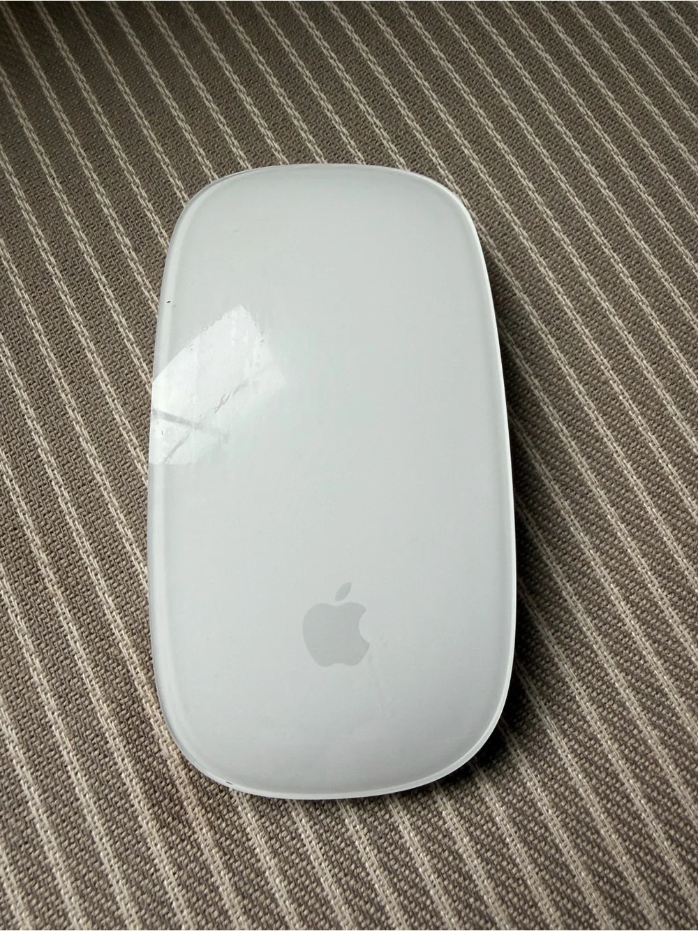 Apple White Compact Keyboard with White Magic Mouse